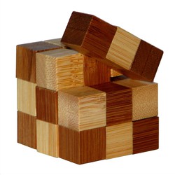Brein--en-mozaiek-puzzels - 3D Bamboo Breinpuzzel Snake Cubes ** (1 TOYS)